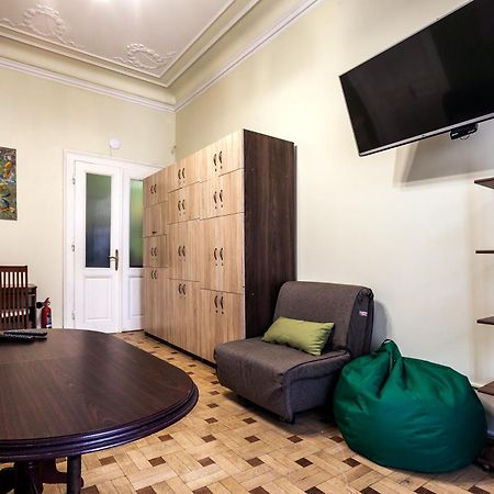 Leosphere Hostel Lvov Exteriér fotografie