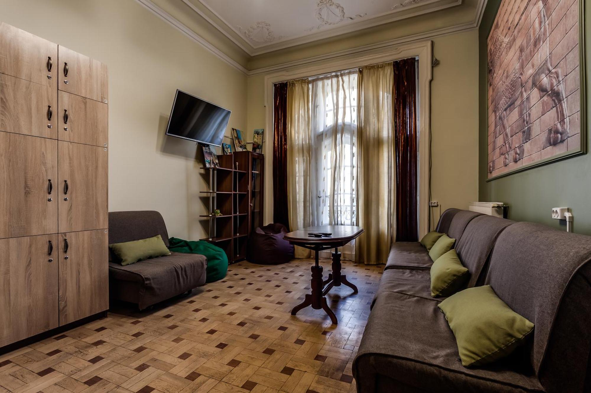 Leosphere Hostel Lvov Exteriér fotografie