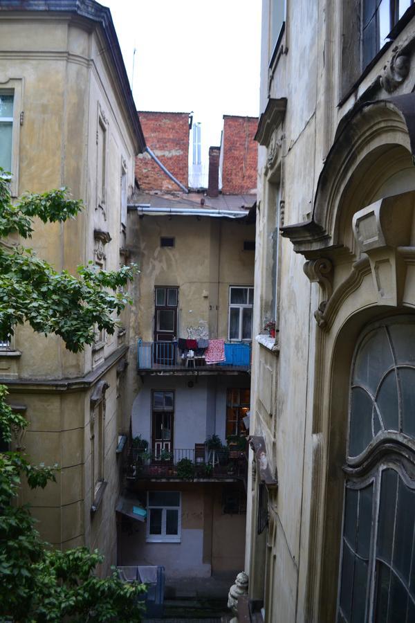 Leosphere Hostel Lvov Exteriér fotografie
