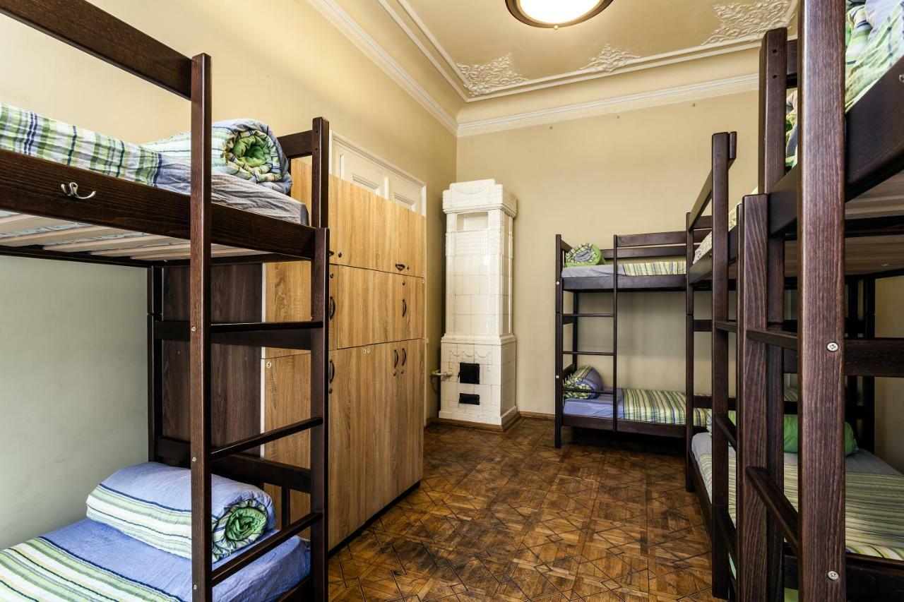Leosphere Hostel Lvov Exteriér fotografie