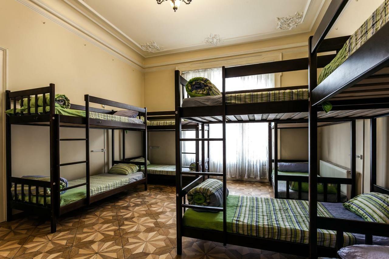Leosphere Hostel Lvov Exteriér fotografie