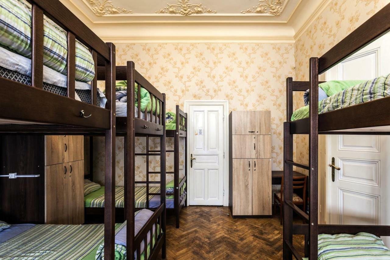 Leosphere Hostel Lvov Exteriér fotografie