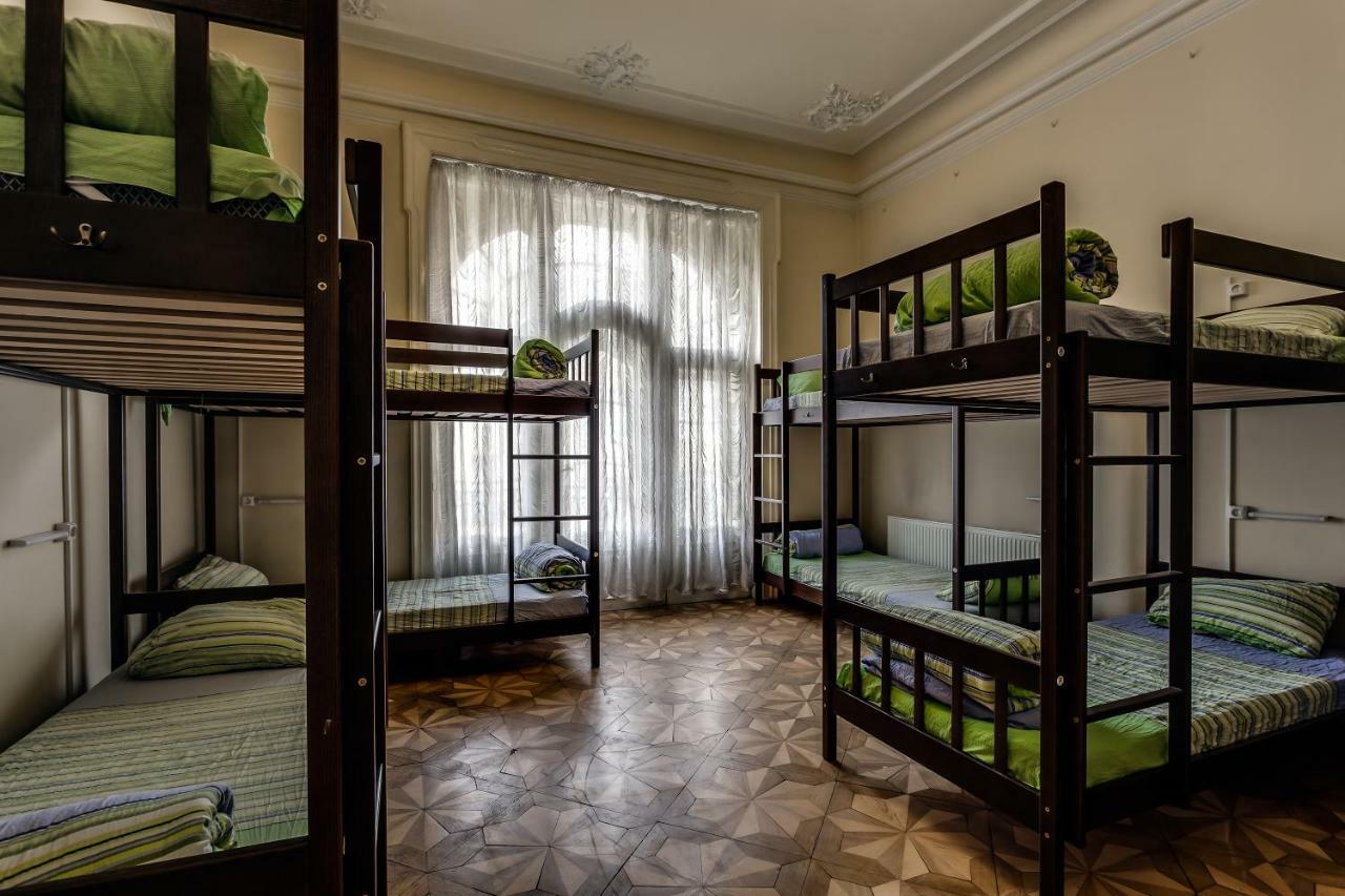 Leosphere Hostel Lvov Exteriér fotografie