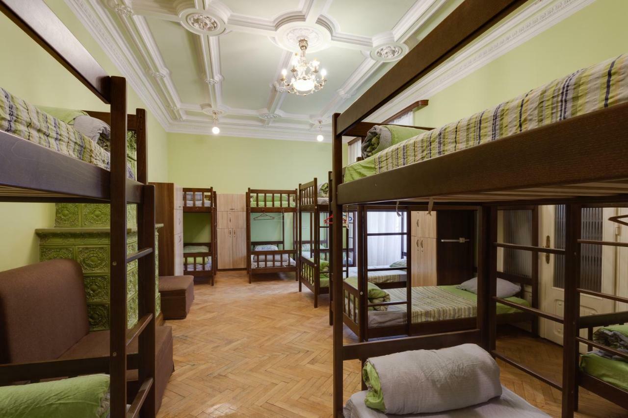 Leosphere Hostel Lvov Exteriér fotografie